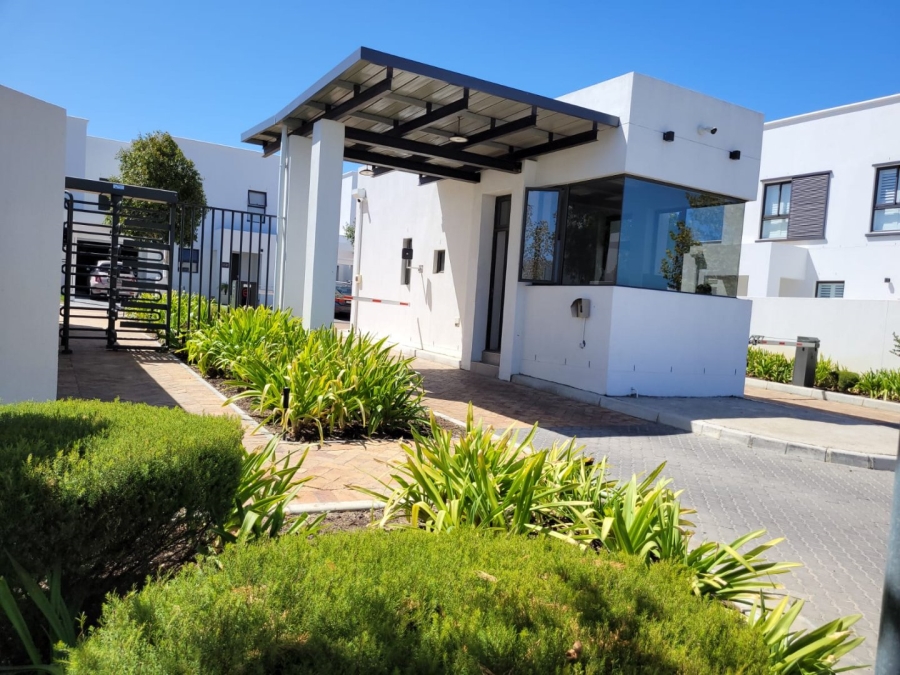 3 Bedroom Property for Sale in Croydon Gardens Estate Western Cape